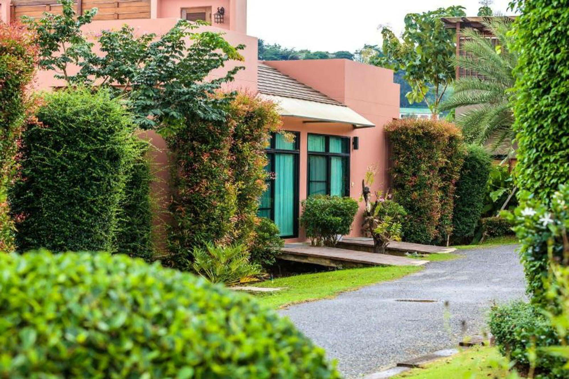 Phukumhom Khao Yai Hotel Wangkata Exterior foto